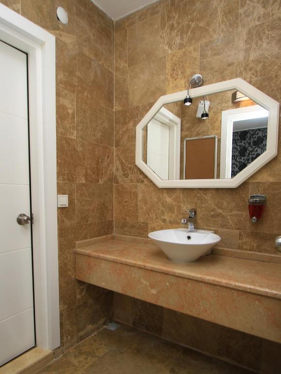 Larimar Boutique Hotel Cesme Bagian luar foto