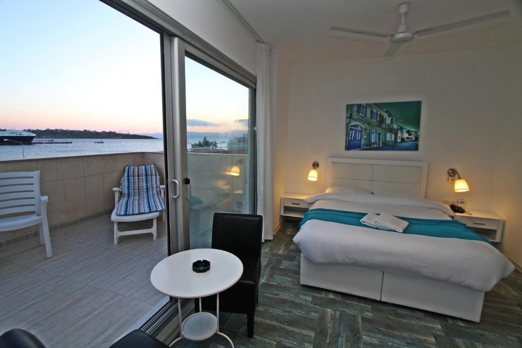 Larimar Boutique Hotel Cesme Bagian luar foto