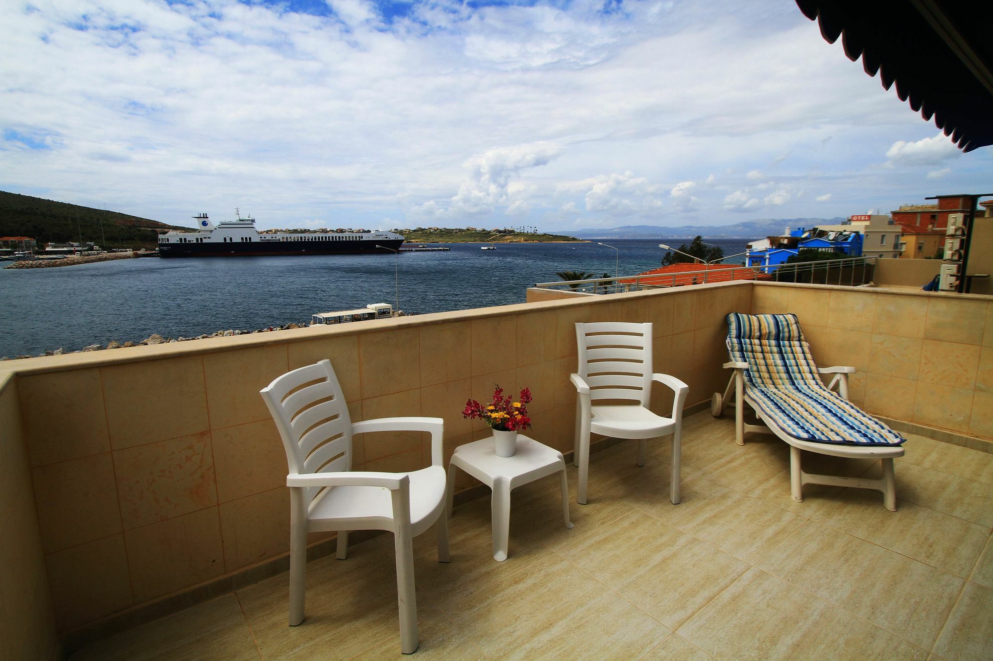 Larimar Boutique Hotel Cesme Bagian luar foto